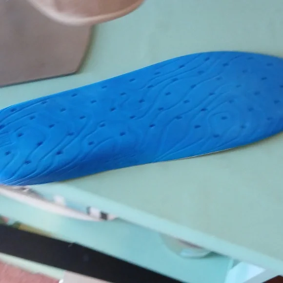 Bob's Skechers Air-cooled Arch Fit Size 8 1/2 - Picture 4 of 11